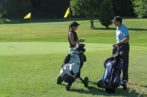 Conversation around the approach green
