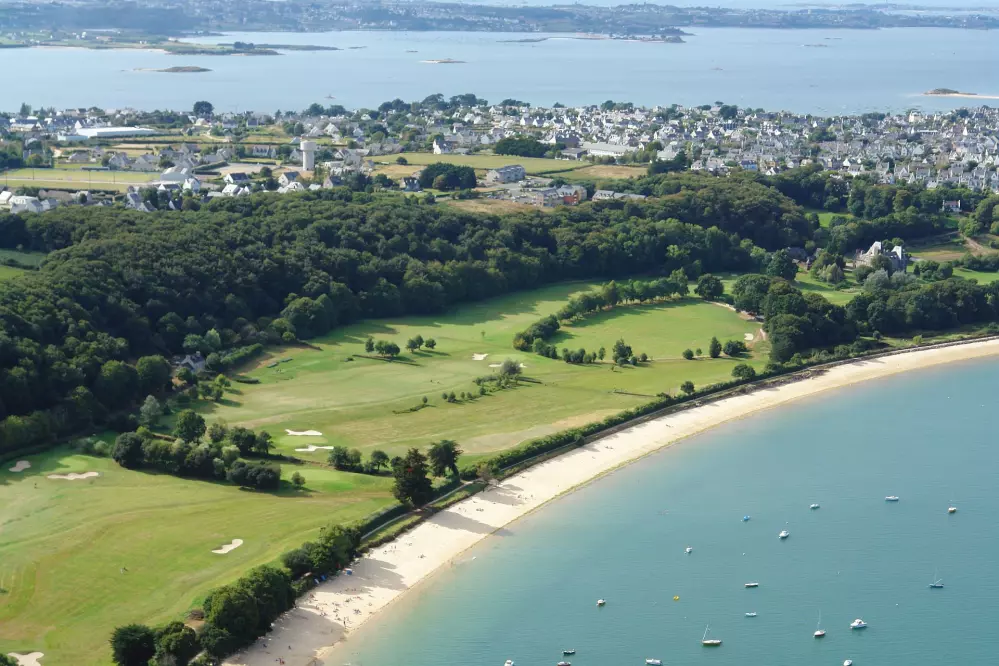 Le golf ,la mer ,le ciel 