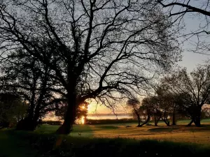 Lever de soleil sur le Golf de la Baie de Morlaix