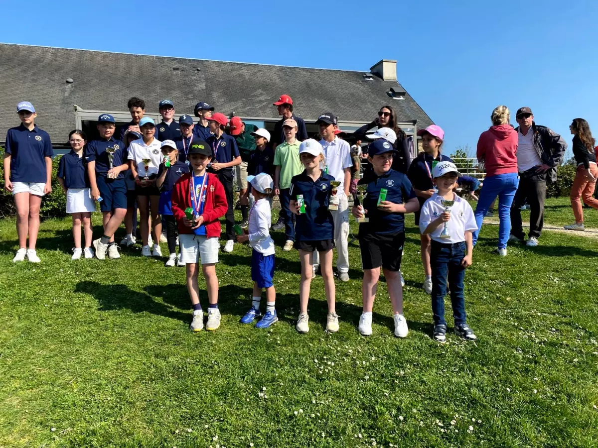 Félicitations à nos jeunes de l'école de Golf