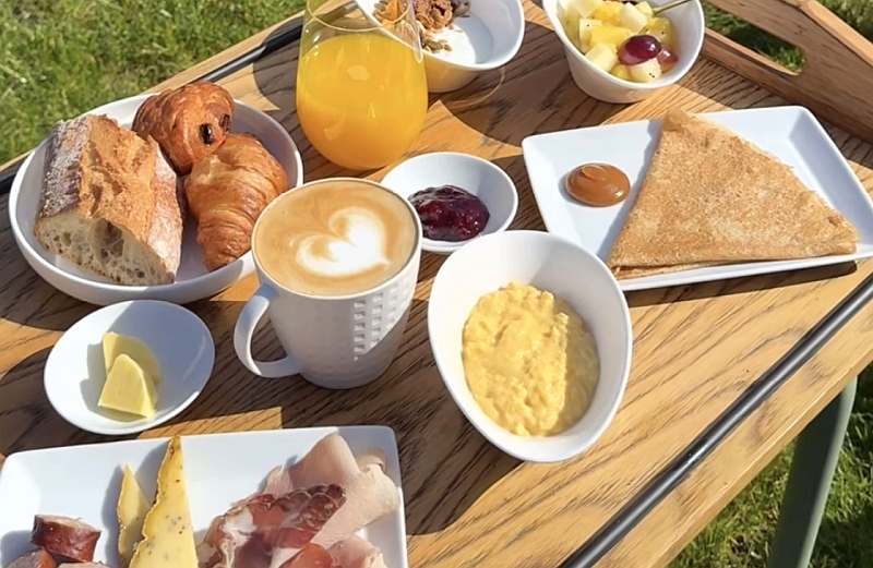 GolfBMx - Brunch_Crop 800px
